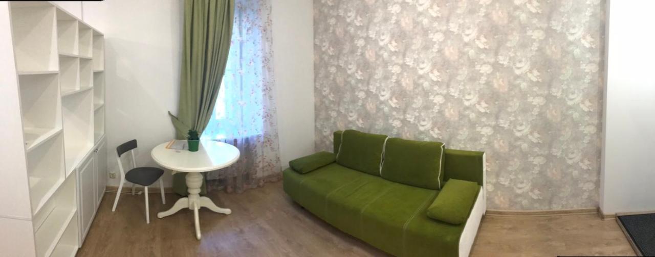 Apartment On Sumskaya No Smoking Kharkiv Exterior photo