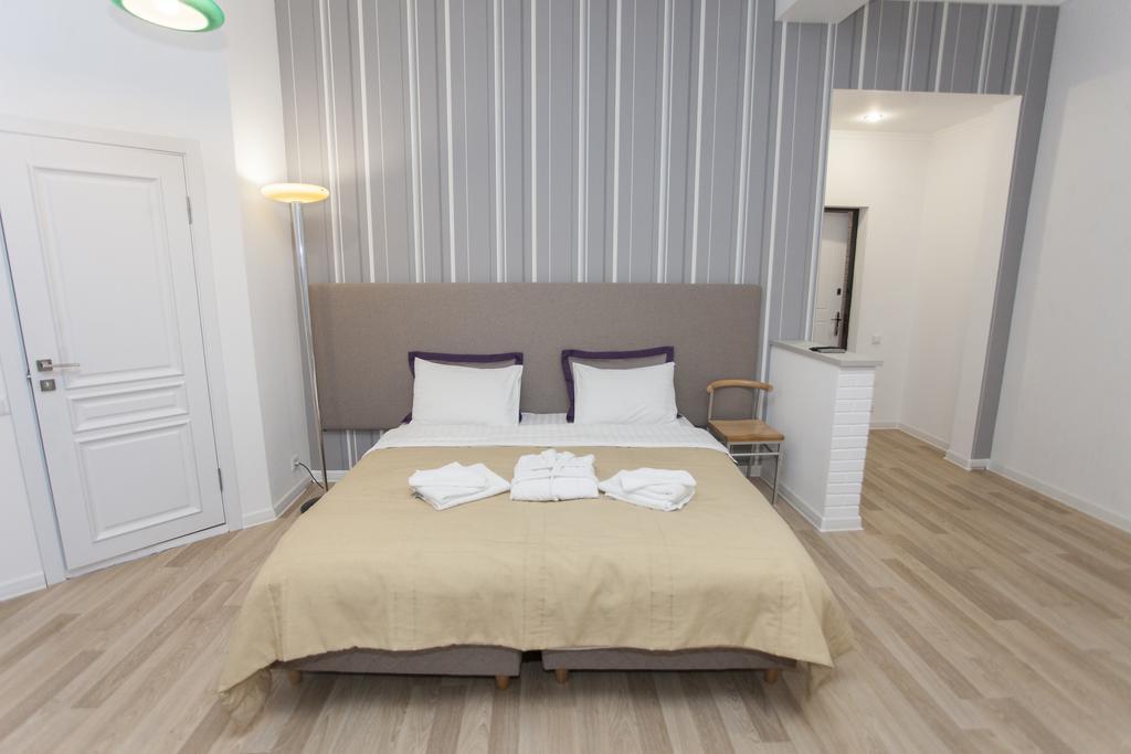 Apartment On Sumskaya No Smoking Kharkiv Exterior photo