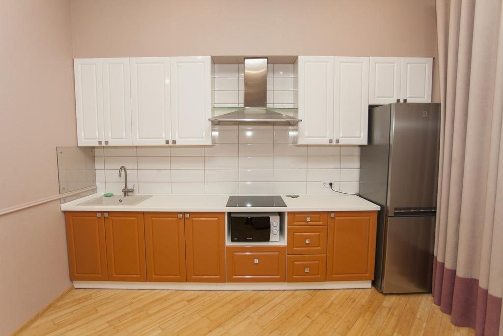 Apartment On Sumskaya No Smoking Kharkiv Exterior photo