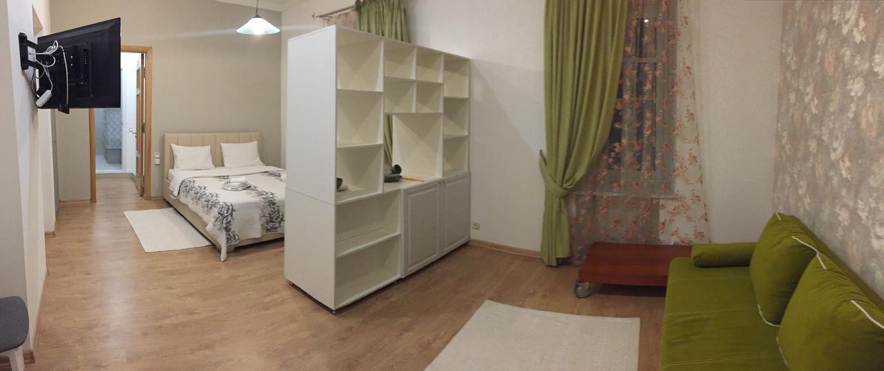Apartment On Sumskaya No Smoking Kharkiv Exterior photo