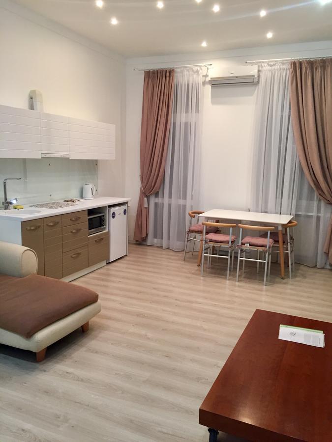 Apartment On Sumskaya No Smoking Kharkiv Exterior photo